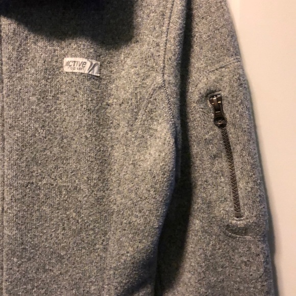 Athletic zip-up fleece jacket - Picture 2 of 4